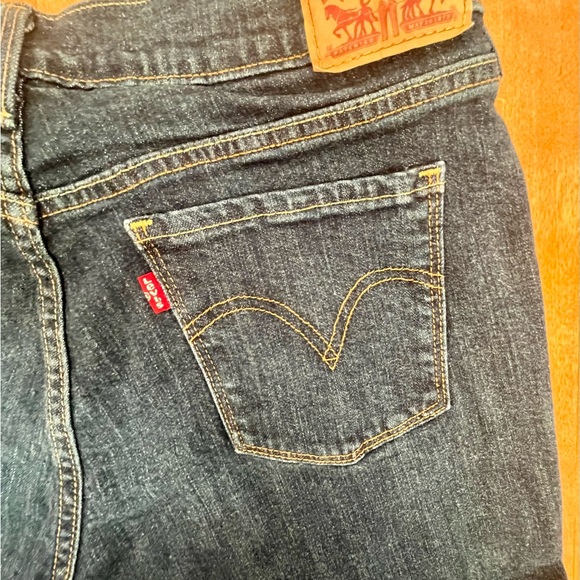 Levi’s 505 Dark Wash Straight Leg Jeans - Picture 5 of 5